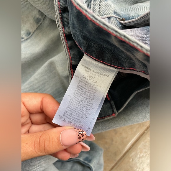 BUNDLE OF VINTAGE JEANS - Picture 7 of 7